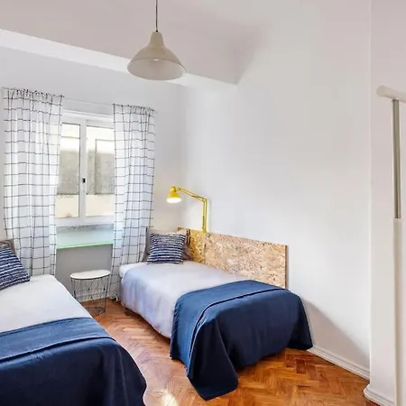 Storytellers - Terrace By The River * 리스본